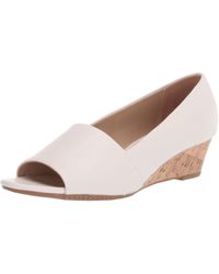 aerosoles lovely wedge pumps