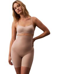 Calvin Klein - Shapewear Stay-put Stretch High-waist Mid-thigh Short - Lyst