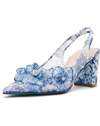 Betsey Johnson - Petra Pump - Lyst