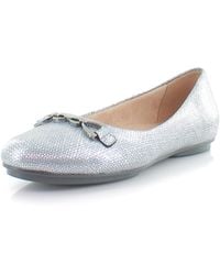 Naturalizer - S Maxwell-bit Chain Detail Round Toe Slip On Ballet Flats Silver Leather 6.5 W - Lyst