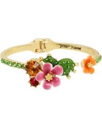 Betsey Johnson - S Flower Bangle Bracelet - Lyst