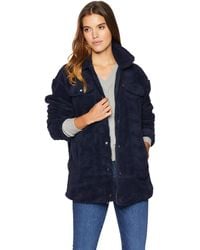 levi's women's oversized long sherpa trucker jacket