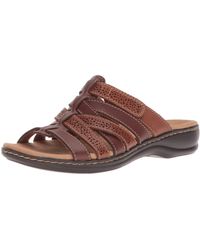 clarks women's leisa field platform