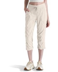 The North Face - Aphrodite 2.0 Capri | Moisture Wicking Jogger Pants - Lyst