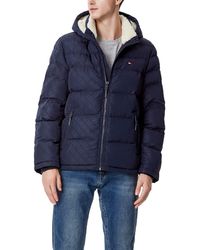 tommy hilfiger men's classic hooded puffer winter jacket