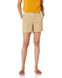 Amazon Essentials 5 Inch Inseam Chino 