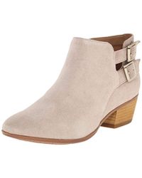 clarks spye belle