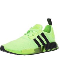 black nmd mens