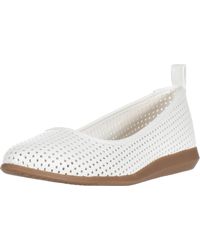 aerosoles white flats