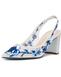 Betsey Johnson - Page Pump - Lyst