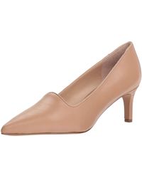 franco sarto vanity pump