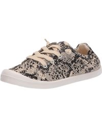 madden girl baailey canvas sneaker
