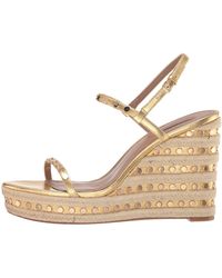 bcbgmaxazria wedge shoes