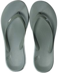 new balance flip flops mens