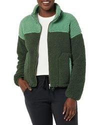 Amazon Essentials - Giacca in Pile Effetto Sherpa con Zip e Collo Alto Donna - Lyst