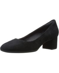 total motion novalie bootie 2