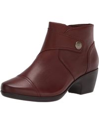 Clarks Flat boots for Women | Online Sale up to 70% off | Lyst