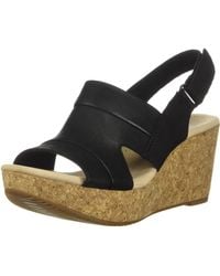 clarks ladies wedge sandals