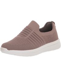 clarks ezera walk