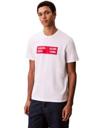 Calvin Klein - Jeans Ss 30s Eu Ckny Box Graphic Tee Lv04rd816g Grafische T-shirts - Lyst