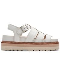 Clarks - Orianna Twist Leather Sandals In Off White Size 6.5 - Lyst