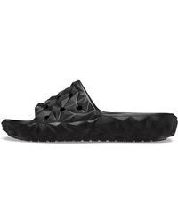 Crocs™ - 209608-001-m8w10 Classic Geometric Slide V2 Black Black - Lyst