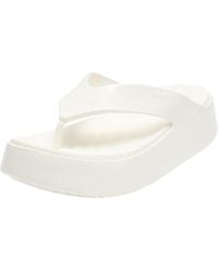Crocs™ - Getaway Platform Patent Flip - Lyst