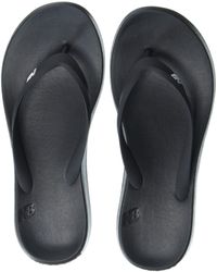 new balance cushioned flip flops