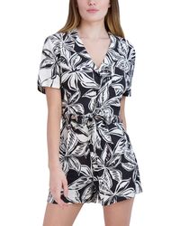 BCBGeneration - Short Sleeve V Neck Tie Front Button Up Top - Lyst