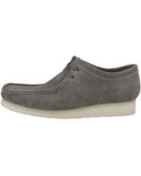 Clarks - Wallabee Grey Suede 44 Trainers - Lyst