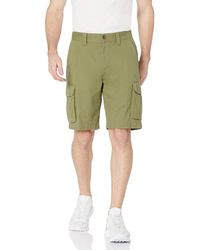 Amazon Essentials Pantalón corto cargo de corte clásico - Verde