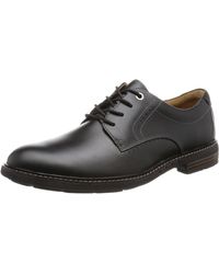 clarks unelott plain