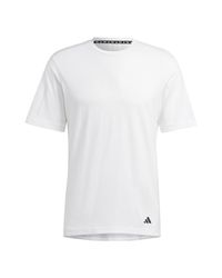 adidas - Yoga Base Tee T-shirt Voor - Lyst