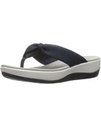clarks collection women's flip city flip flops