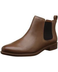 clarks taylor shine taupe