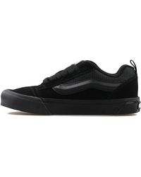 Vans - Suede Low Sneaker - Lace Up Closure Style - Black - Lyst