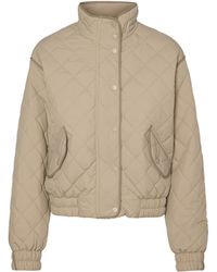 Vero Moda - VMVILMA Short Jacket ENT Steppjacke - Lyst