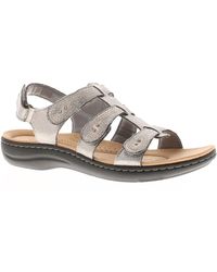 Clarks - Laurieann S Flat Sandals Silver 6.5 Uk - Lyst