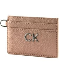 Calvin Klein - Mujer Tarjetero Re-Lock Cardholder Piel Sintética - Lyst
