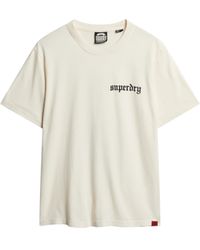 Superdry - Locker geschnittenes T-Shirt mit Tattoo-Grafik Creme XXL - Lyst