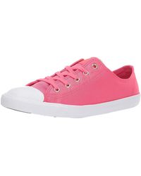 chuck taylor dainty pink