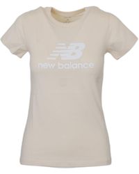 New Balance - S/S Top NB Essentials-Stacked Logo Schuhe - Lyst