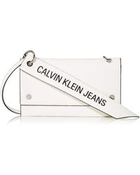 Calvin Klein Ckj Banner Shoulder Flap Bag - Blanco