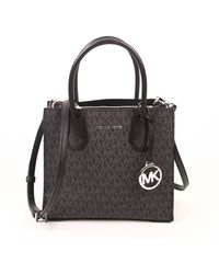 Michael Kors Medium Chain Messenger Vanilla Signature Bag Review -  LightBagTravel.com