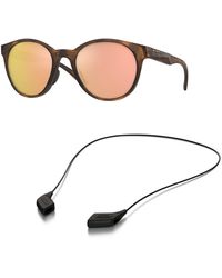 Oakley - Oo9474 Sunglasses Bundle: Oo 9474 Spindrift 947401 Spindrift Matte Brown Tortoise And Medium Black Leash Accessory Kit - Lyst
