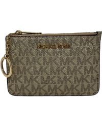 Michael kors coin purse hotsell keychain