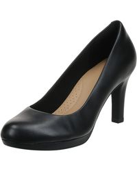 navy blue court shoes clarks