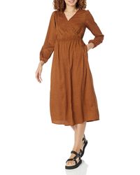 Amazon Essentials - Leichtes Georgette-Midikleid mit Langen Ärmeln und V-Ausschnitt - Lyst