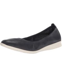Clarks Artisan Women's Corabeth Abby Pointed Toe Flats in Black Leather  (Black) | Lyst