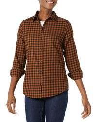 Amazon Essentials Long-Sleeve Classic-Fit Lightweight Plaid Flannel Shirt Athletic-Shirts - Marrón